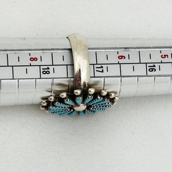 Zuni Sterling Silver & Turquoise Petit Point Ring - Size 7 - Picture 6 of 8